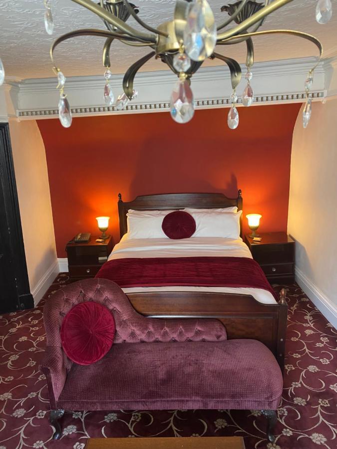 The Tudor Hotel Bridgwater Extérieur photo