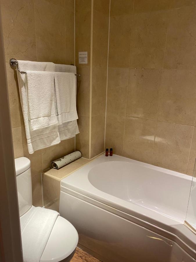 The Tudor Hotel Bridgwater Extérieur photo