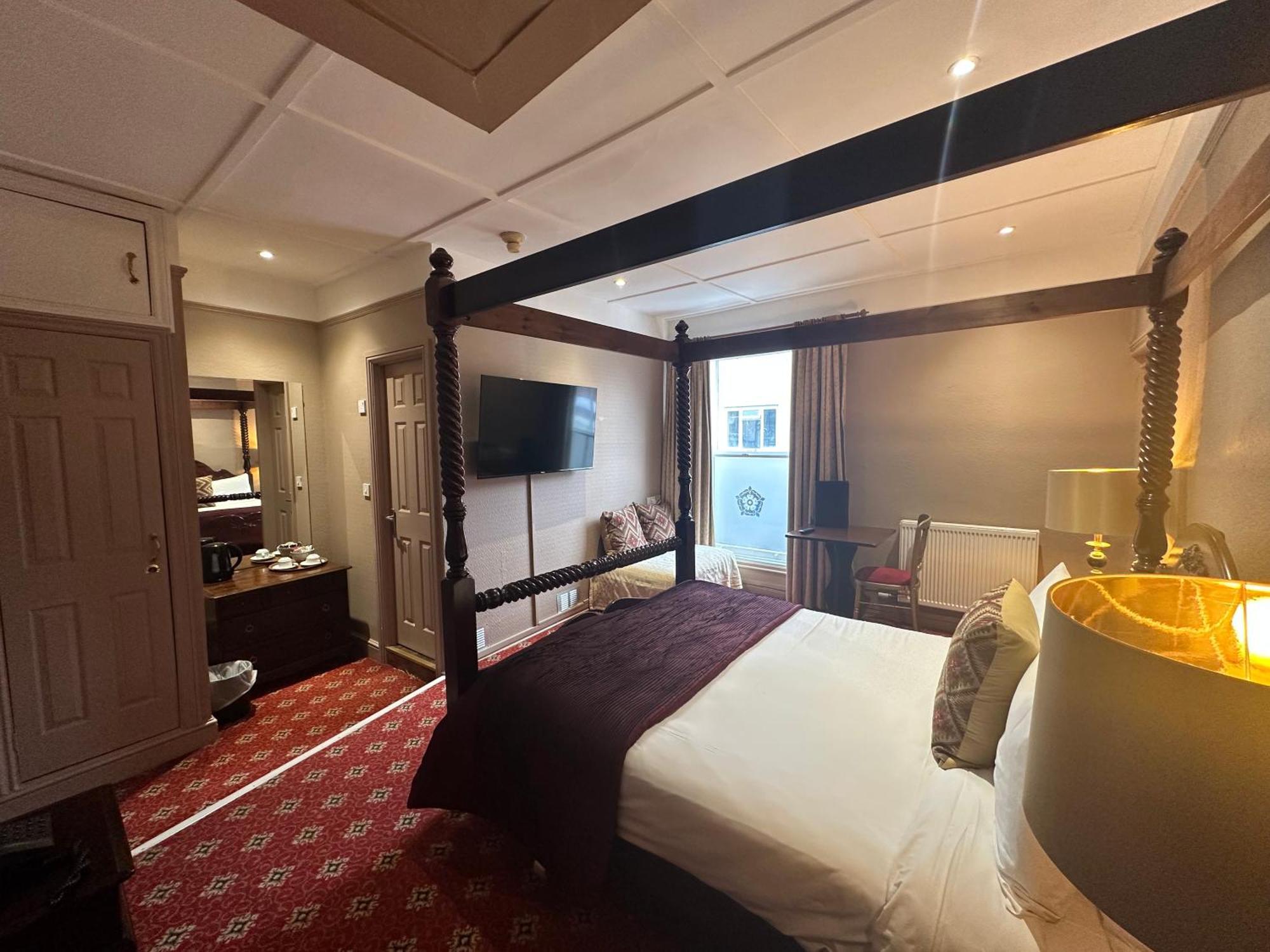 The Tudor Hotel Bridgwater Extérieur photo